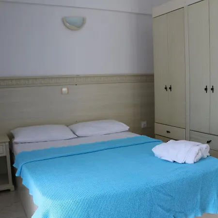Grand Nett Beach Otel فندق كوشاداسيه